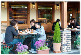 イートインスペースの様子